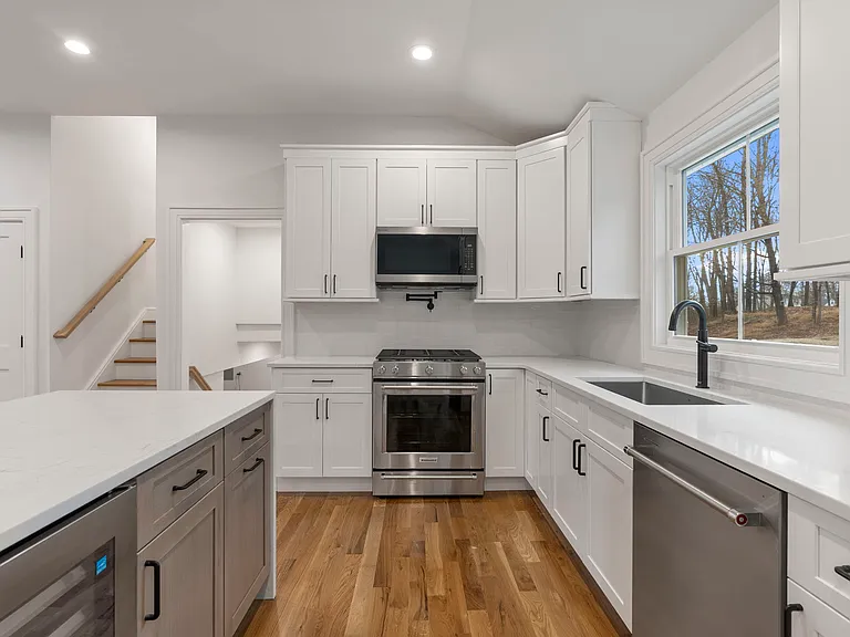 52 Curtis Rd — Photo 6