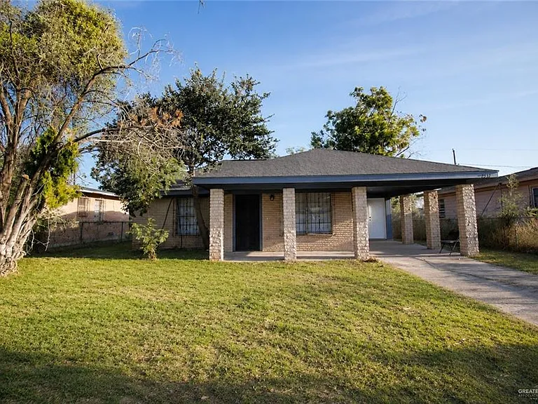 2537 Lindberg Ave — Photo 1