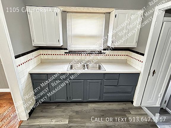 4th image of 1105 California Ave