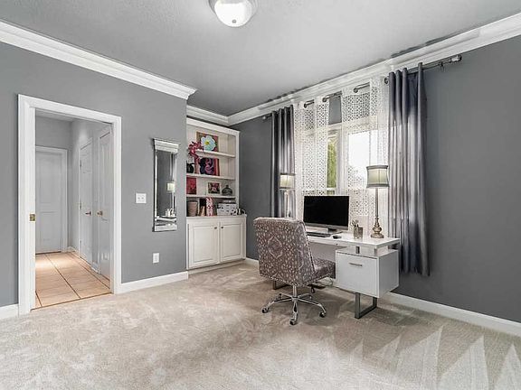 5th image of 8575 Fallgold Ln