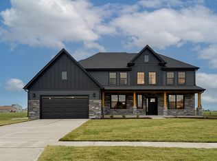 609 Zagreb Ave, Sycamore, IL 60178