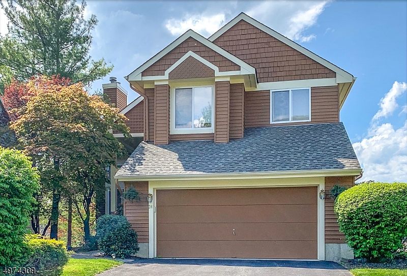 1st image of 24 Tannery Hill Dr