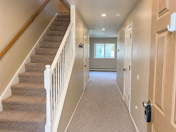 2nd image of 515 Michael Grove Ave APT 28