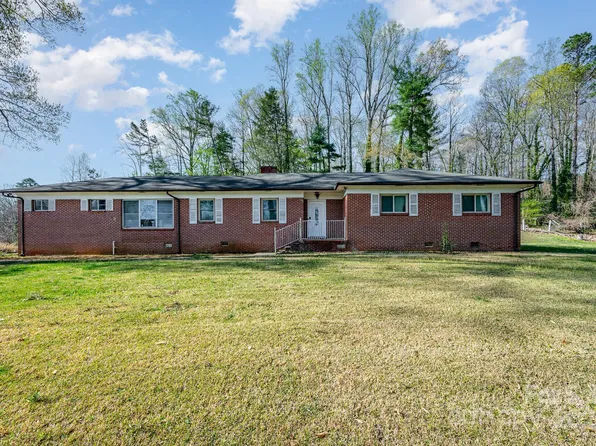 724 Rocky River Rd W, Charlotte, NC 28213