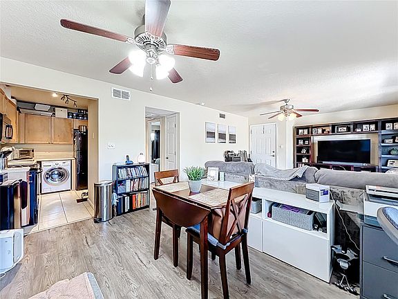 4th image of 3885 Pompano Dr SE APT B