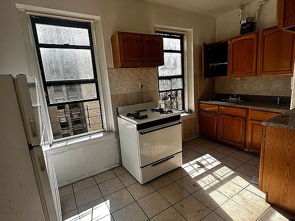 2nd image of 35-33 147th St #5D