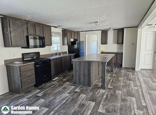 16 Boulder Way, Ledyard, CT 06339