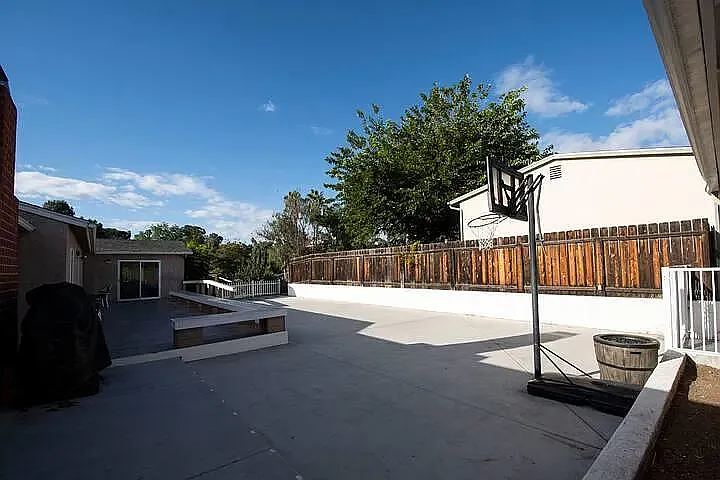 5763 Baja Dr — Photo 14