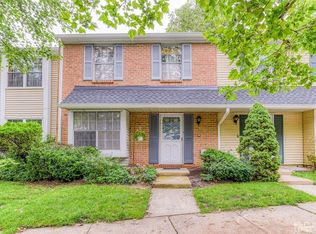 255 Palombi Ct, East Brunswick, NJ 08816