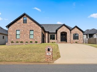 9808 Meadow Creek Dr, Sherwood, AR 72120
