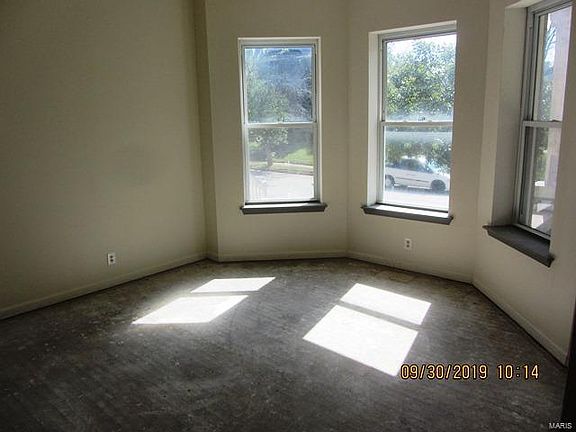 4th image of 5071 Enright Ave
