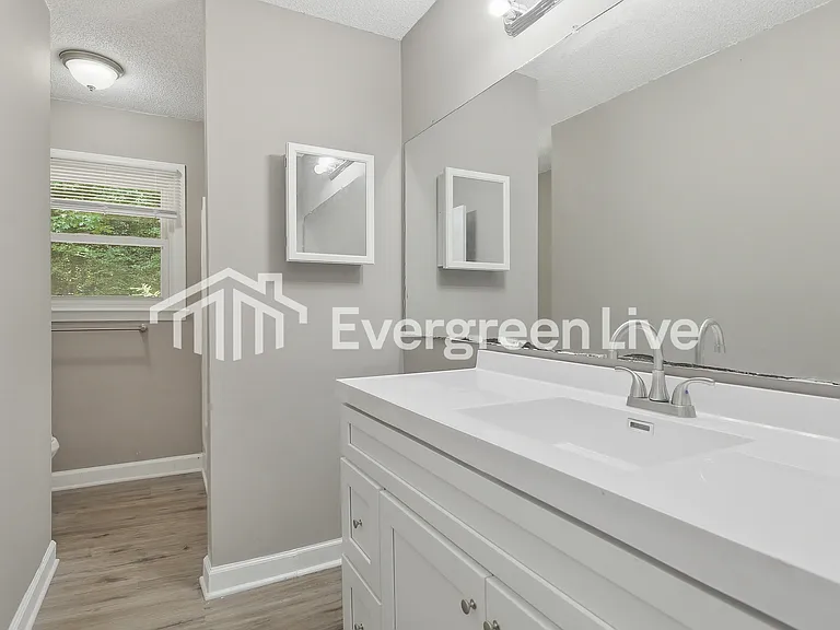 4 Bransfield Ct — Photo 13