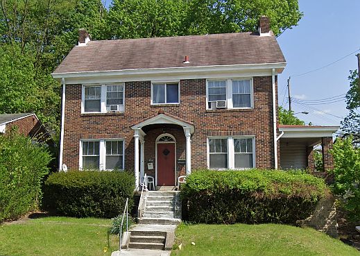 2nd image of 3414 Brighton Rd #1