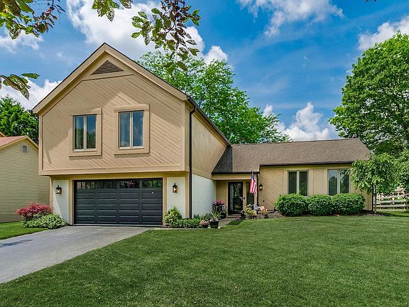 2nd image of 339 Pebble Creek Dr