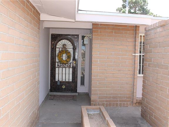 5th image of 620 Centennial Dr