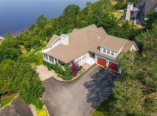 73 Elizabeth Pkwy, Rothesay, NB E2H1E8