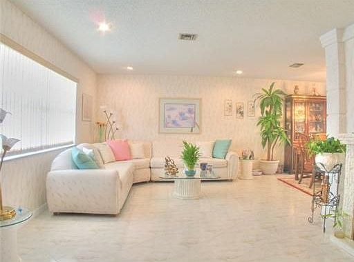 5th image of 8562 Shadow Wood Blvd