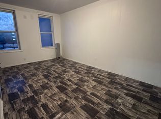 1084 38th St #3, Brooklyn, NY 11219