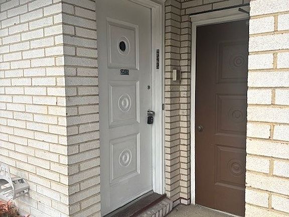 2nd image of 2563 Gap View Rd #1