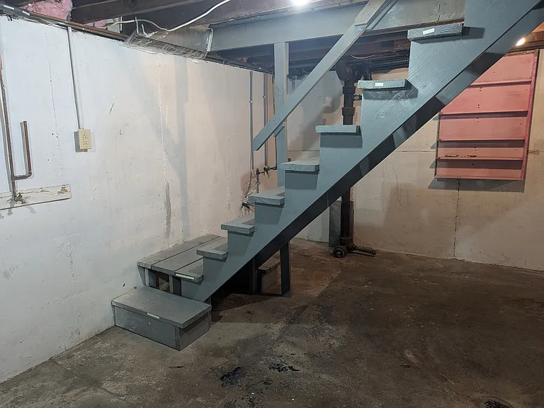 109 N Vermont St — Photo 10