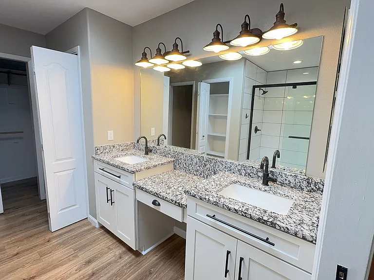 11100 Academy Ridge Rd NE — Photo 14