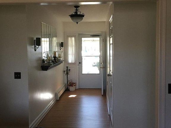 5th image of 8 San Carlos Ct