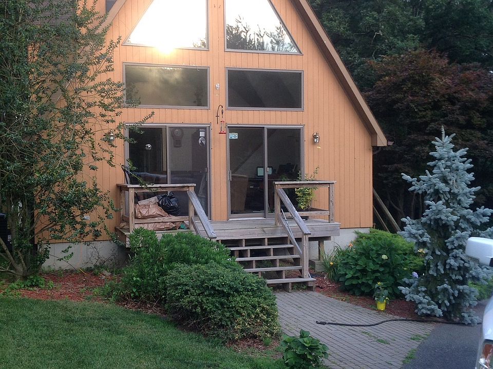 1st image of 34 Dogwood Ln