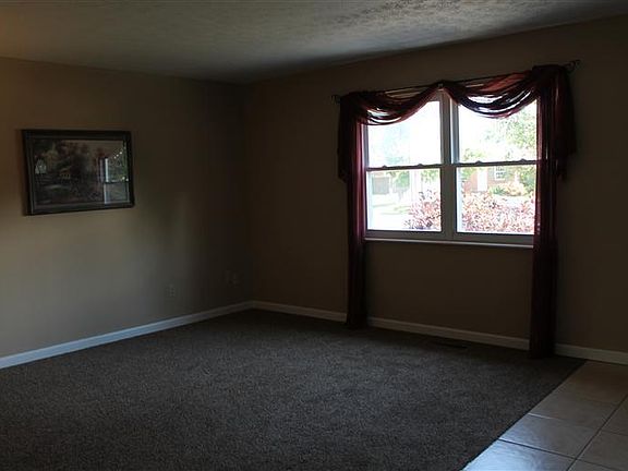 5th image of 6377 Sandric Ln