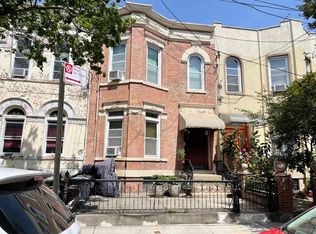 2015 Harman St, Flushing, NY 11385