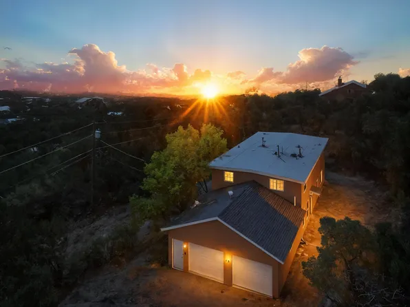 40 Mulberry Loop, Cedar Crest, NM 87008