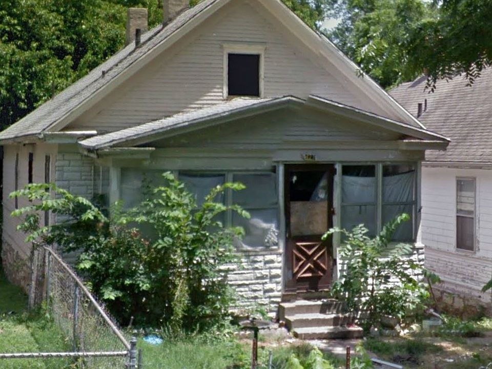 2nd image of 421 N Wheeling Ave