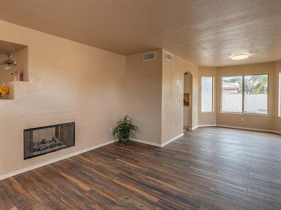 4th image of 7084 W Cantamar St