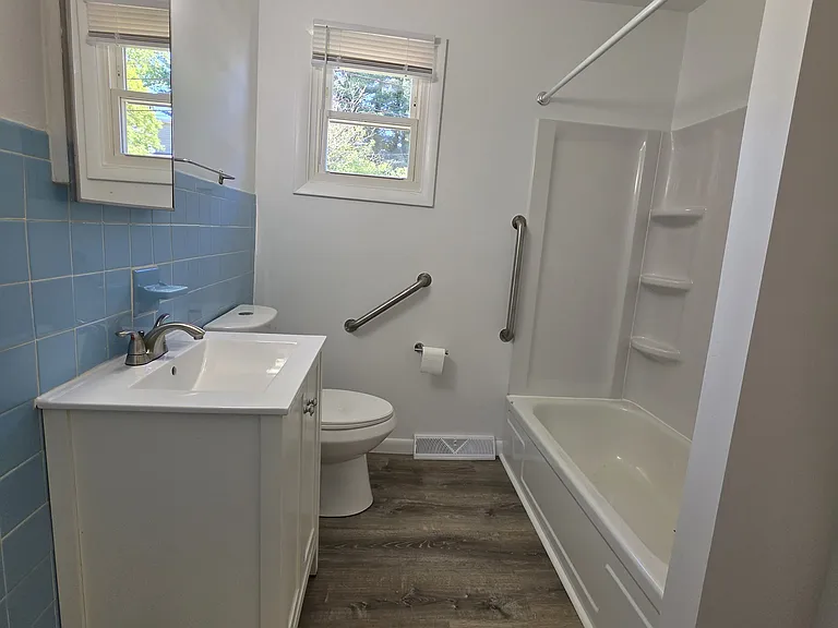 72 Ray St — Photo 11