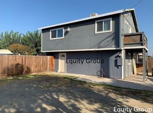 501 Sequoia Dr, Exeter, CA 93221