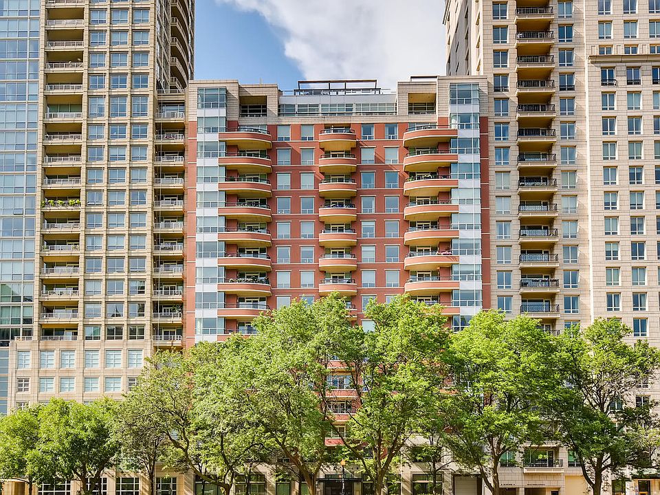 1st image of 270 E Pearson St APT 1402