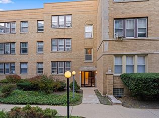 901 W Altgeld St APT 1B, Chicago, IL 60614