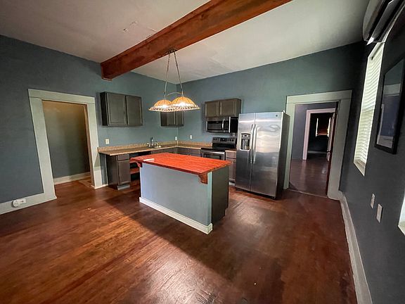 5th image of 131 E Highland Blvd #2