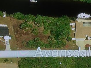 18026 Avonsdale Cir, Port Charlotte, FL 33948