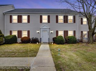 569 Old Nassau Rd #O, Monroe Township, NJ 08831