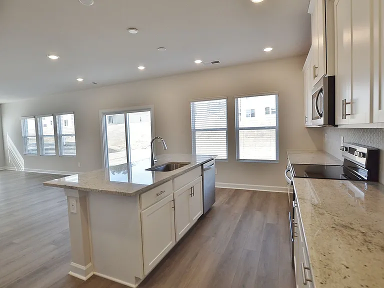 1537 Harper Landing Blvd — Photo 6