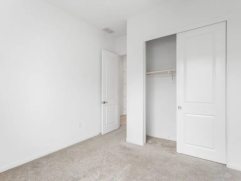 2835 Cathwood Ln — Photo 14
