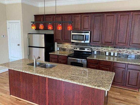 4th image of 314 W Bell St APT 201