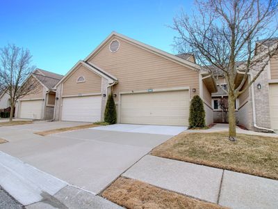 9362 Eastwind Dr, Livonia, MI, 48150