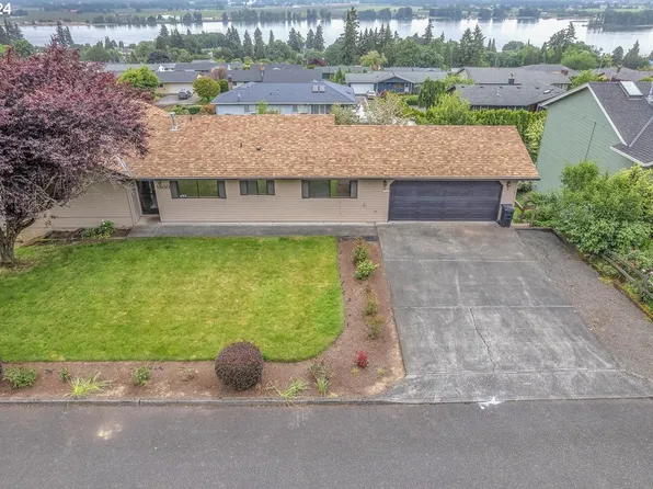 1800 9th St, Columbia City, OR 97018