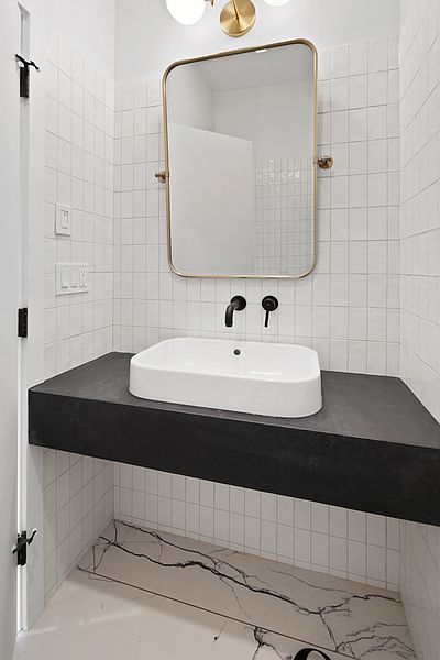 Vancouver Townhouse for rent - 3 Bedrooms — photo 7
