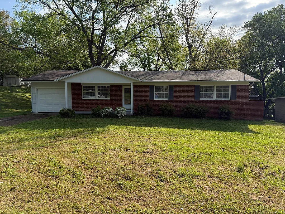 Building Photo - 512 S Cedar Bluff Rd