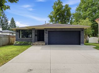 587 Classic Ct, London, ON N5W5X4