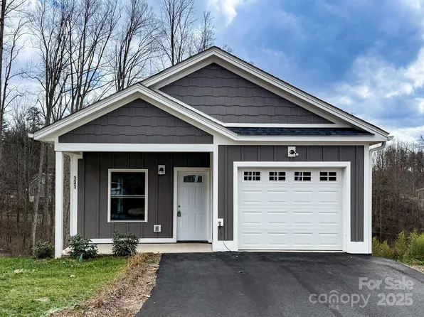 131 Northbend Dr, Asheville, NC 28804