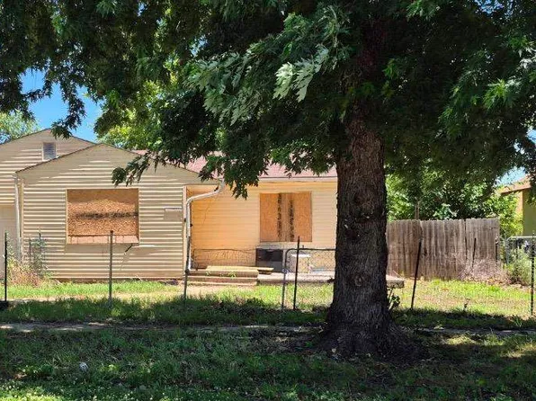 223 Eaton Ave, Braman, OK 74632