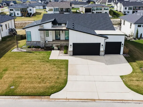 2747 N Anna Ct, Wichita, KS 67205